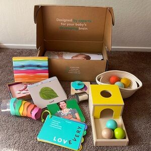 Lovevery kit 7-8 months